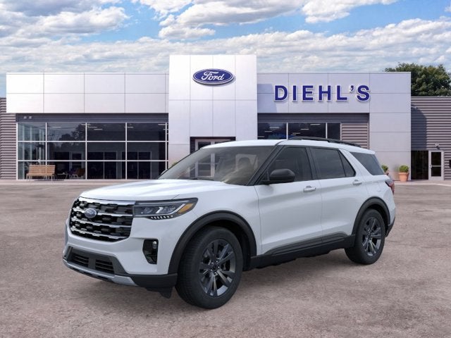 2026 Ford Explorer Active w/200A Pkg in Space White Metallic — front three-quarter view
